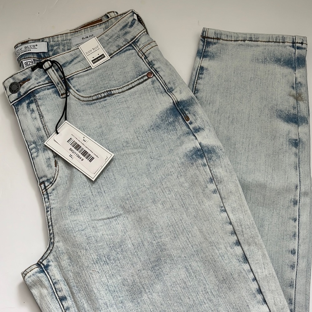Judy Blue Stonewashed